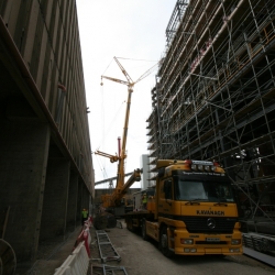 350 ton and 120 ton crane working in Drogheda