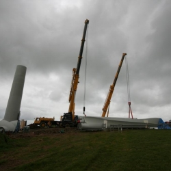 off loading wind turbine tower sections